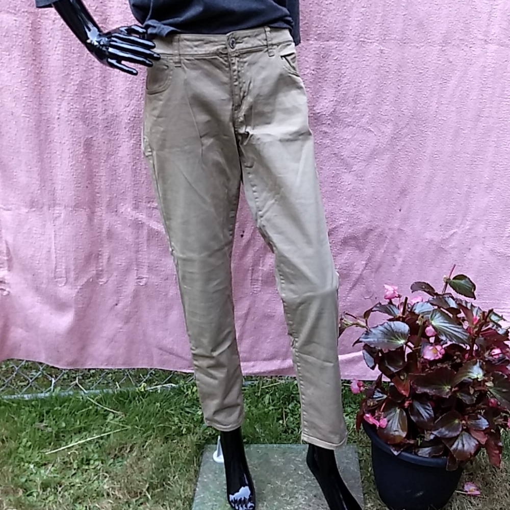 Khaki pants